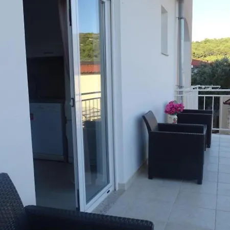 Apartment Cozy Seaview Retreat A & M